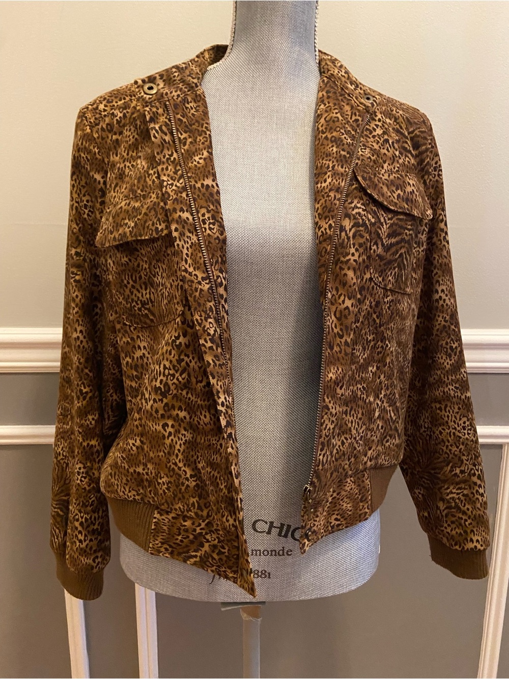 Vintage Womens Jacket Size 8 Leopard Animal Print Coat Full Zip